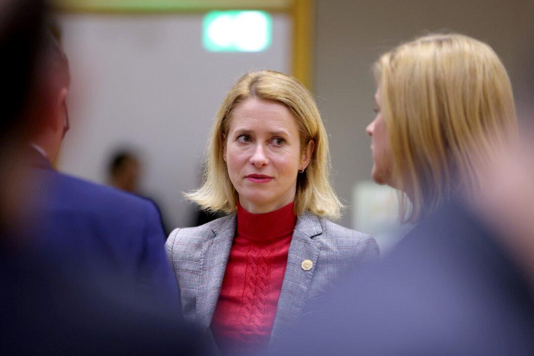 Russia Puts Estonia PM, Baltic Politicians on Wanted List for Destroying Soviet Monuments