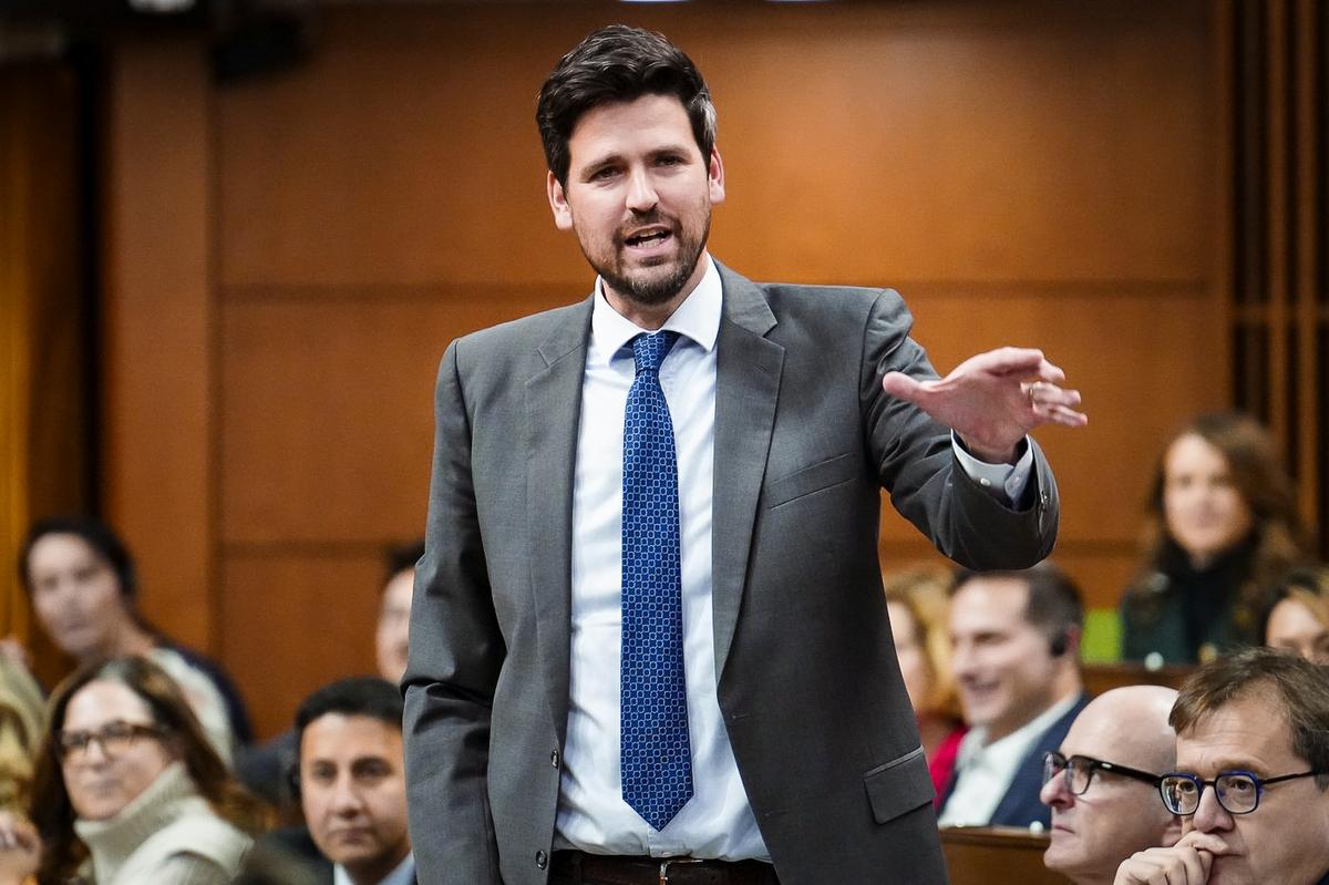 Minister Was Warned Lifting International Student Work Limit Could Undermine Program