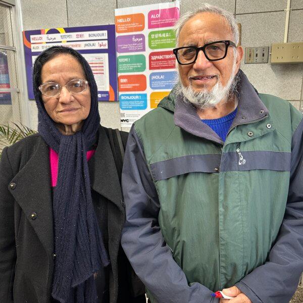 Fazle Jamali, 81, and his wife Maafisa, 68, in New York on Feb. 13, 2024. (Juliette Fairley/The Epoch Times)