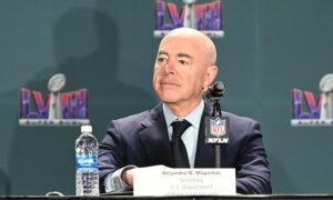 Mayorkas Calls Republicans’ Impeachment Allegations ‘Baseless,’ Promises Not to Step Down