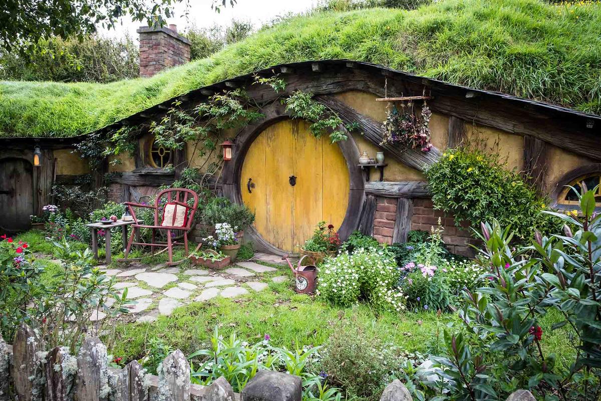 A hobbit hole. (Thomas Schauer/Shutterstock)