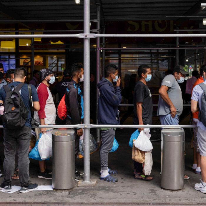 Massive Illegal Immigrant Expenses May Affect Credit Ratings of NYC, Chicago, Denver: S&P Report