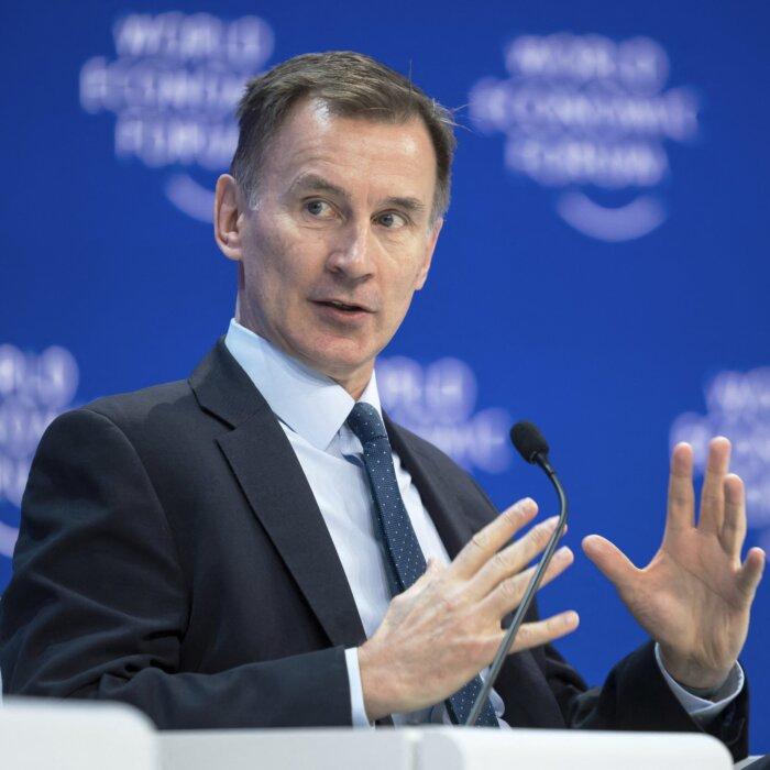 UK Inflation Falls to Lowest Rate in 2.5 Years