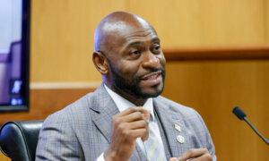 Evidence Undercuts Trump Special Prosecutor’s Relationship Claim, New Witness Says