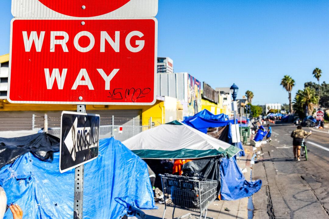 San Diego’s 1,000-Bed Shelter Proposal Stirs Concern Over Costs