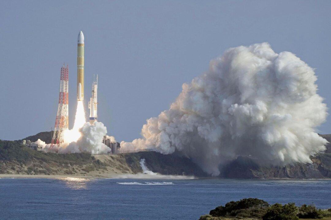 Japan’s New Flagship H3 Rocket Reaches Orbit in Key Test After Failed Debut Last Year