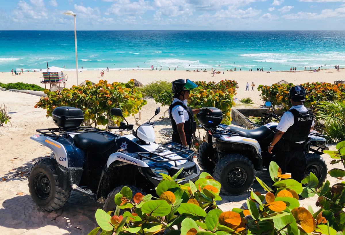 5 Argentines, One Mexican Die in Highway Accident Near Beach Resort on Mexico’s Caribbean Coast