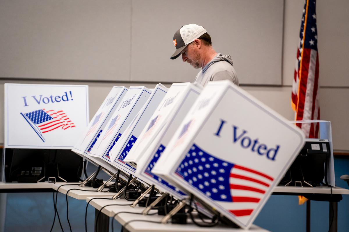 A person votes at an early voting site ahead of the Republican primary election at Wando Mount Pleasant Library in Mount Pleasant, S.C., on Feb. 17, 2024. (Madalina Vasiliu/The Epoch Times)