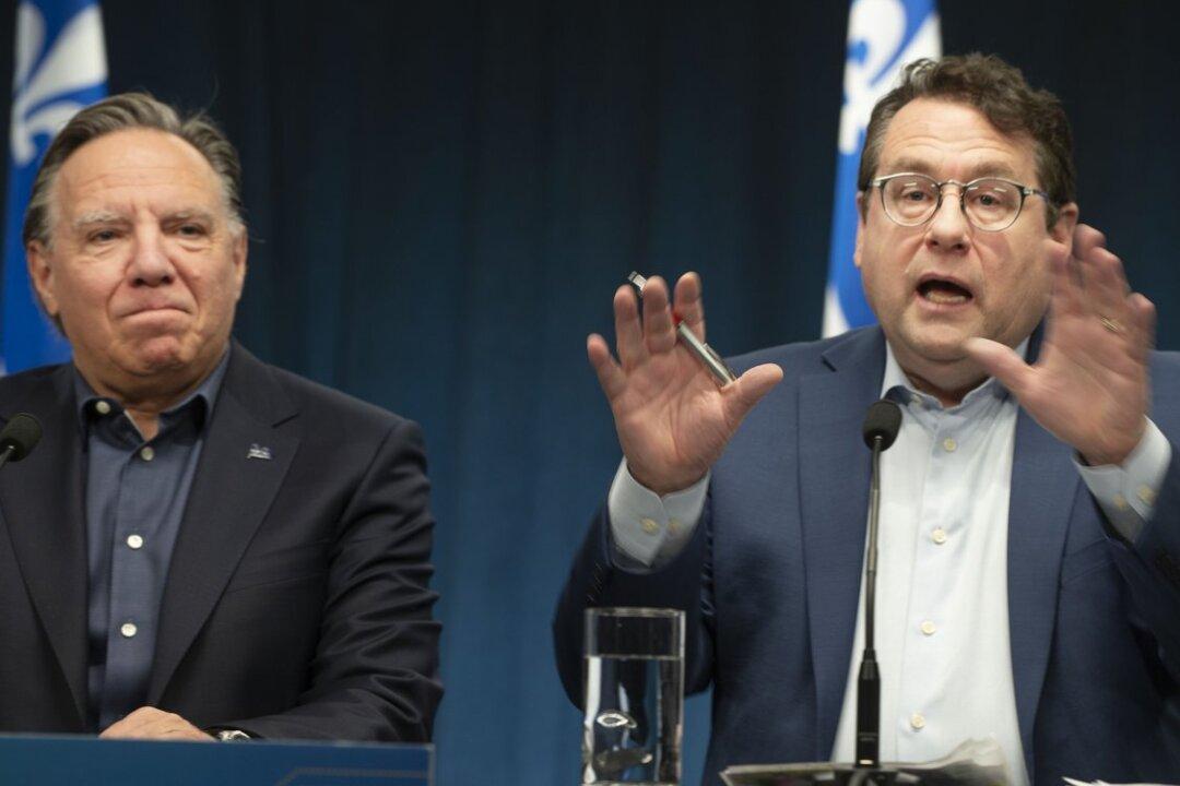 Quebec Calls out Ottawa for ‘Inaction’ on Asylum Seekers, Demands $1B Compensation