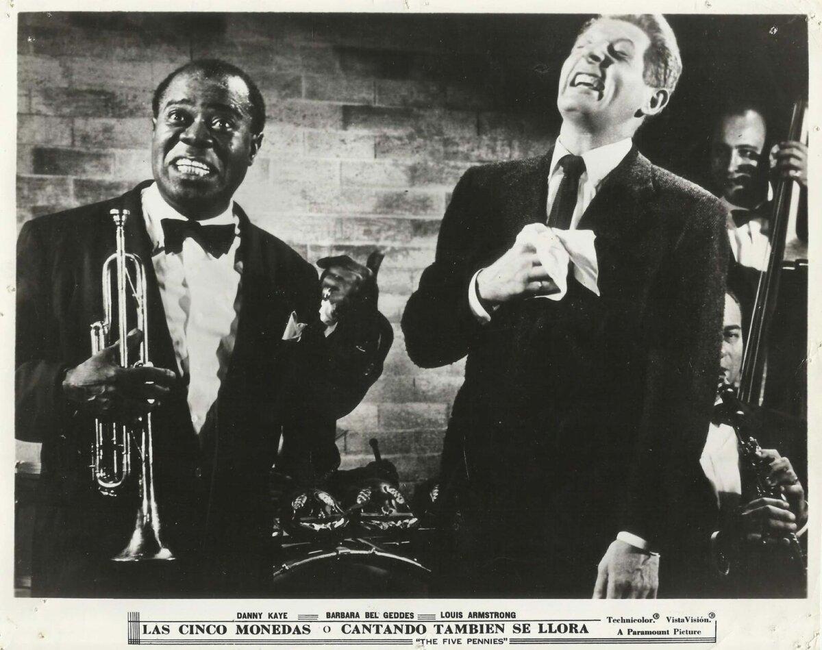 Louis Armstrong (as himself, L) and Red Nichols (Danny Kaye), in "The Five Pennies." (Paramount Pictures)