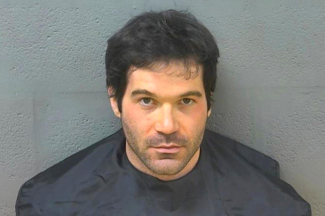 Flight Attendant Accused of Trying to Record Teen Girl in Airplane Bathroom Held Until Trial