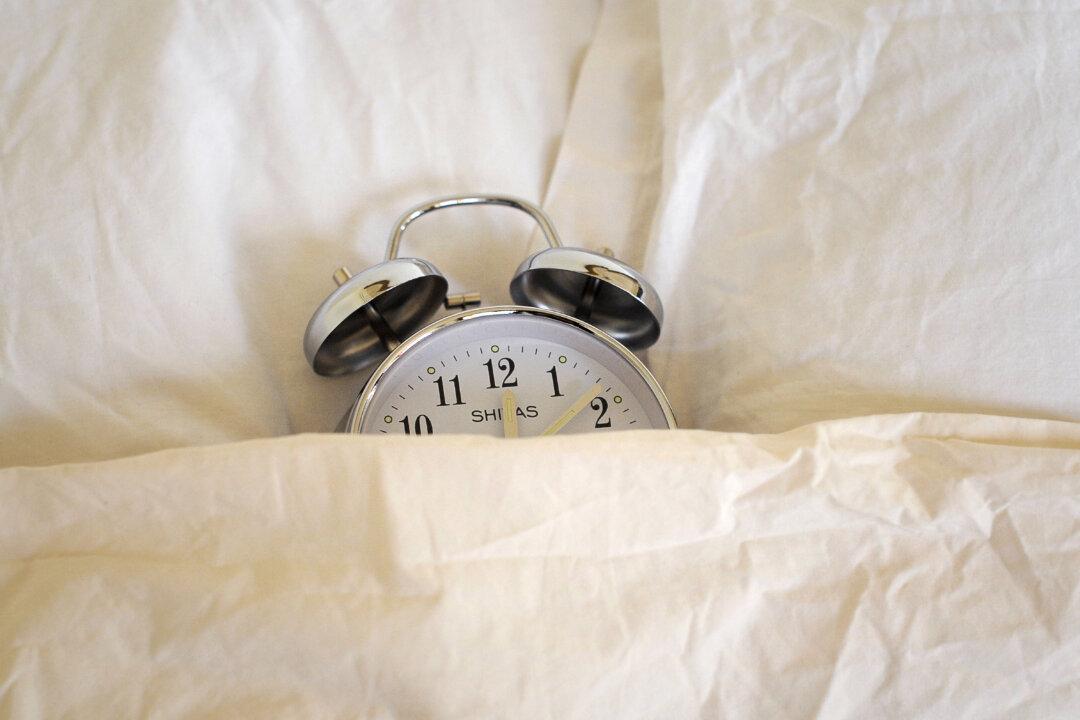 Bills Would End Daylight Saving Time in California