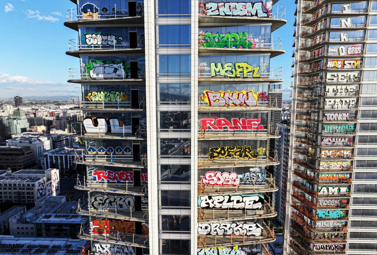 An aerial view of graffiti spray painted by taggers on at least 27 stories of an unfinished skyscraper development located downtown Los Angeles, Calif., on Feb. 2, 2024.  (Mario Tama/Getty Images)