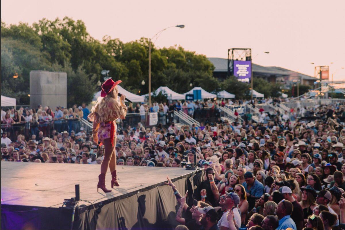 RaeLynn frequently tours around the country, whether headlining or singing as a guest performer with other artists. (Acacia Evans)