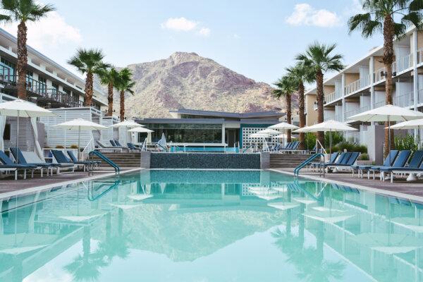 Pool at Mountain Shadows. (Halie Sutton/Experience Scottsdale/TNS)