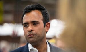 Vivek Ramaswamy Calls for ‘Libertarian-Nationalist Alliance’