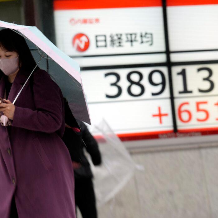 World Markets Higher as Japan’s Benchmark Nikkei 225 Breaks Its 1989 Record