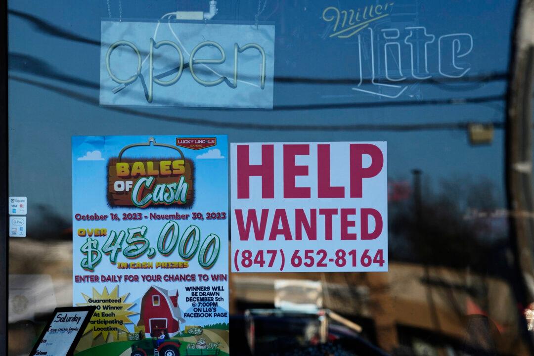Applications for US Jobless Benefits Fall Again as Labor Market Powers On