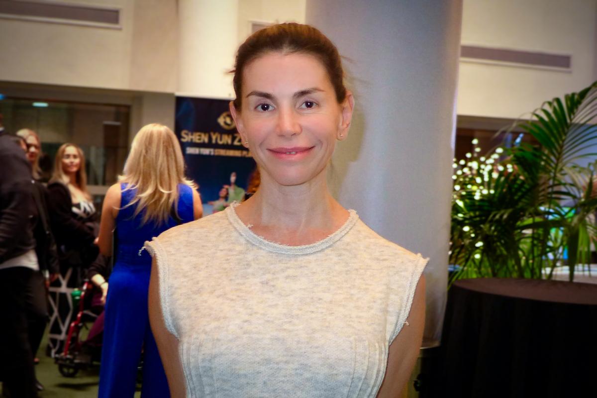 Shen Yun Is ‘A Spectacular Experience,’ Says Music Label Executive Assistant