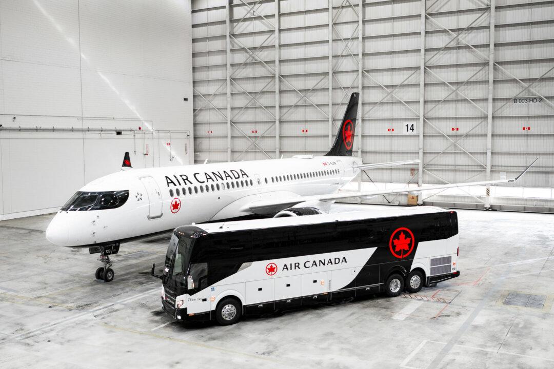 Air Canada Adds ‘Luxury’ Bus Service for Some Passengers Flying From Toronto