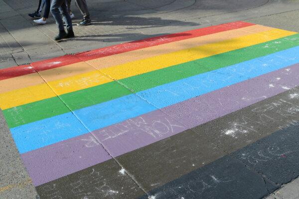 Residents of Alberta Town Vote to Keep Public Spaces Neutral, Remove Rainbow Flags, Crosswalks