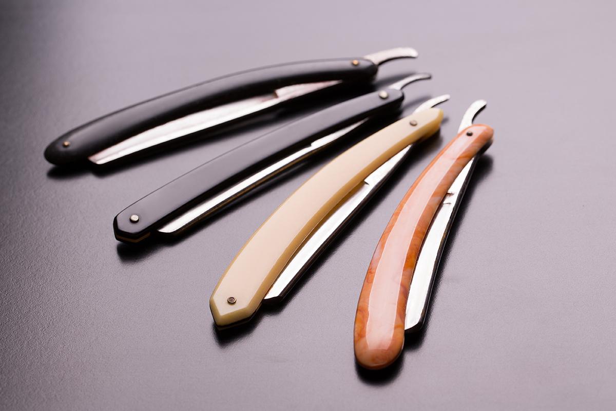 Razors mainly vary by type of blade and handle. (fortton/Shutterstock)