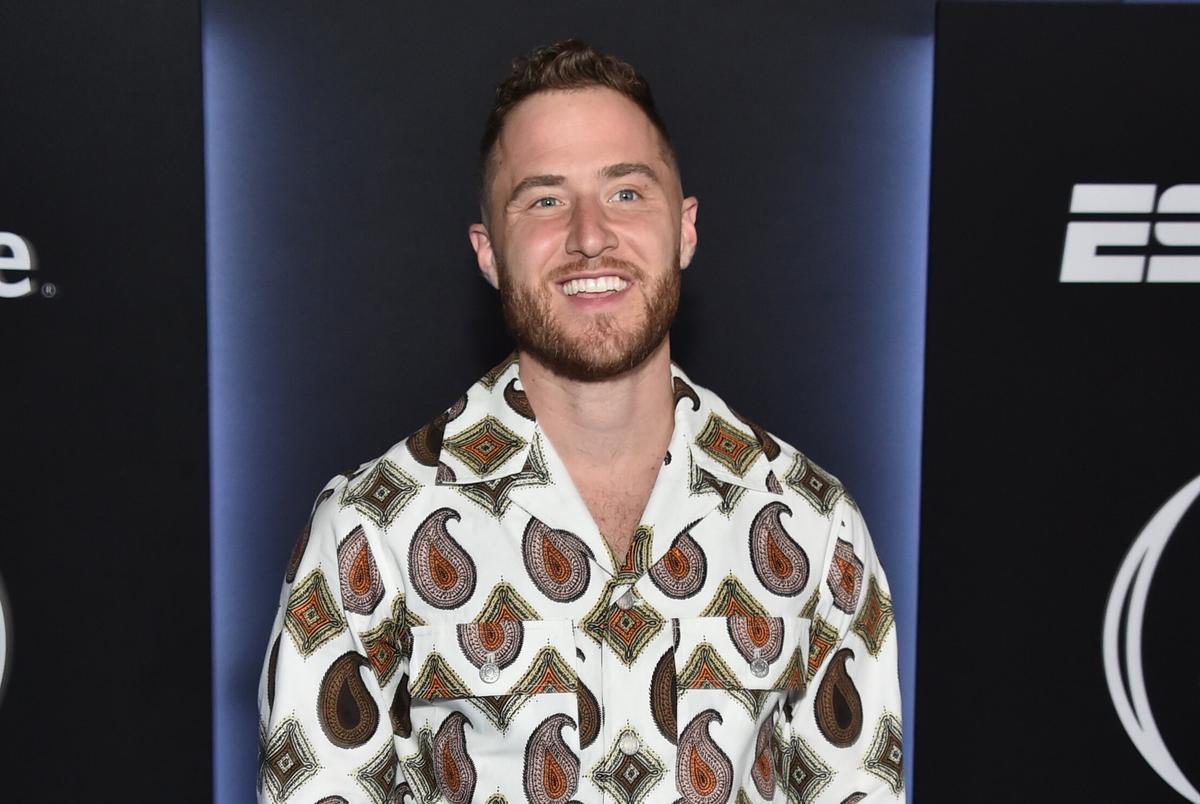 Singer Denounces Past Drug Use He Sang About in Hit Song