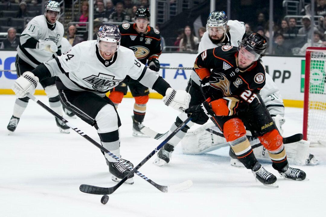 Pierre-Luc Dubois and Trevor Moore Score in the Shootout to Lead Kings to 3–2 Victory Over Ducks