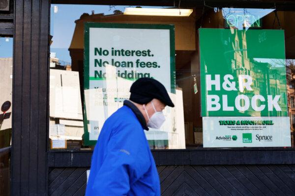 FTC Accuses H&R Block of Deleting Tax Data to Discourage Customers From Downgrading