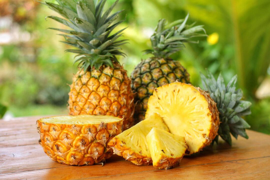 Pineapple–Aids in Digestion, Arthritis Pain, and Healing Sports Injuries