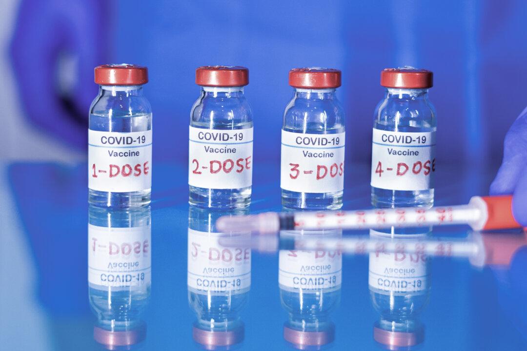 Study Finds Increasing Time Between COVID Vaccine Doses Reduces Risk of Myocarditis, Yet Cardiologists Raise Concerns