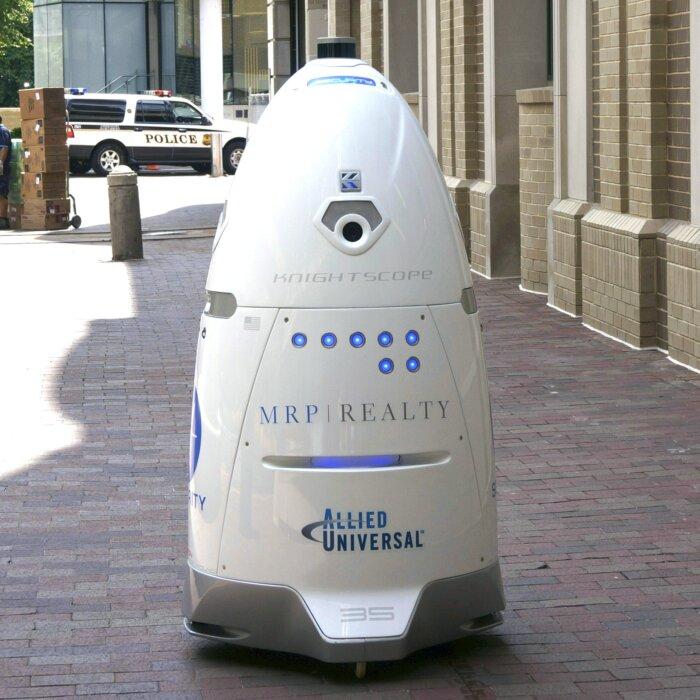Council Votes to Approve Autonomous Robot Addition to Airport Security Team