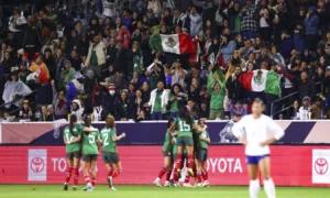 Mexico Shocks USWNT to Top W Gold Cup Group