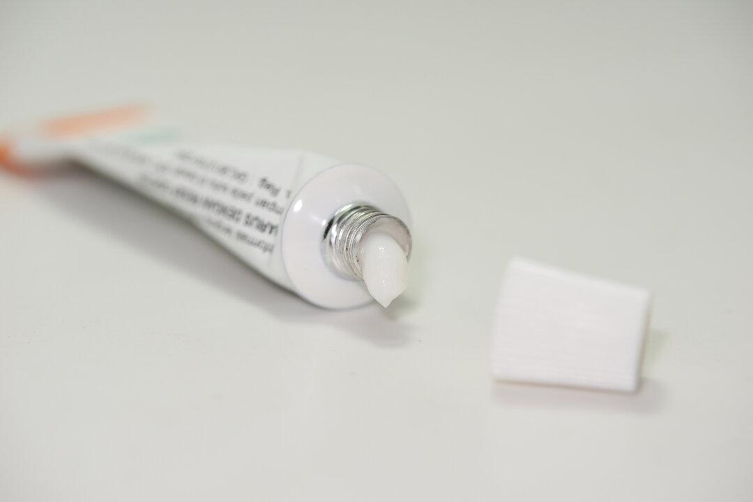 Popular Stye and Lubricant Eye Ointments Recalled Due to Lack of Sterilization