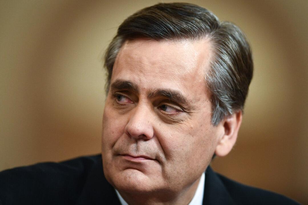 Fani Willis Case Against Trump Is Unraveling: Law Professor