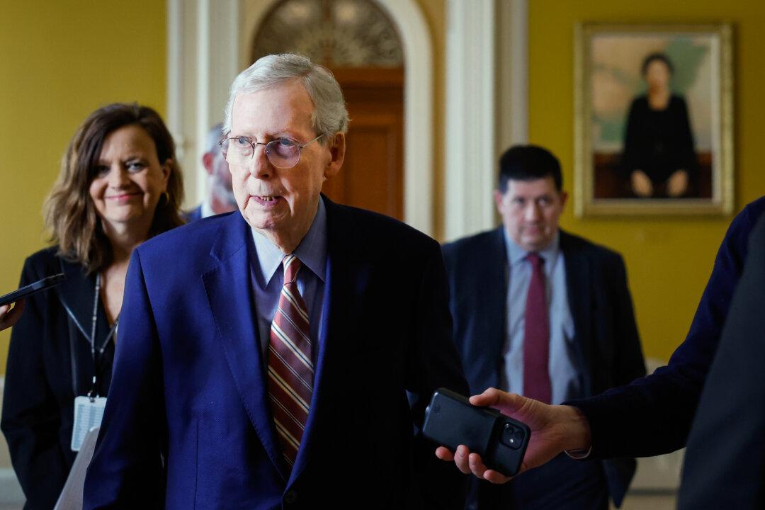 McConnell Says GOP Won’t Allow Government Shut Down