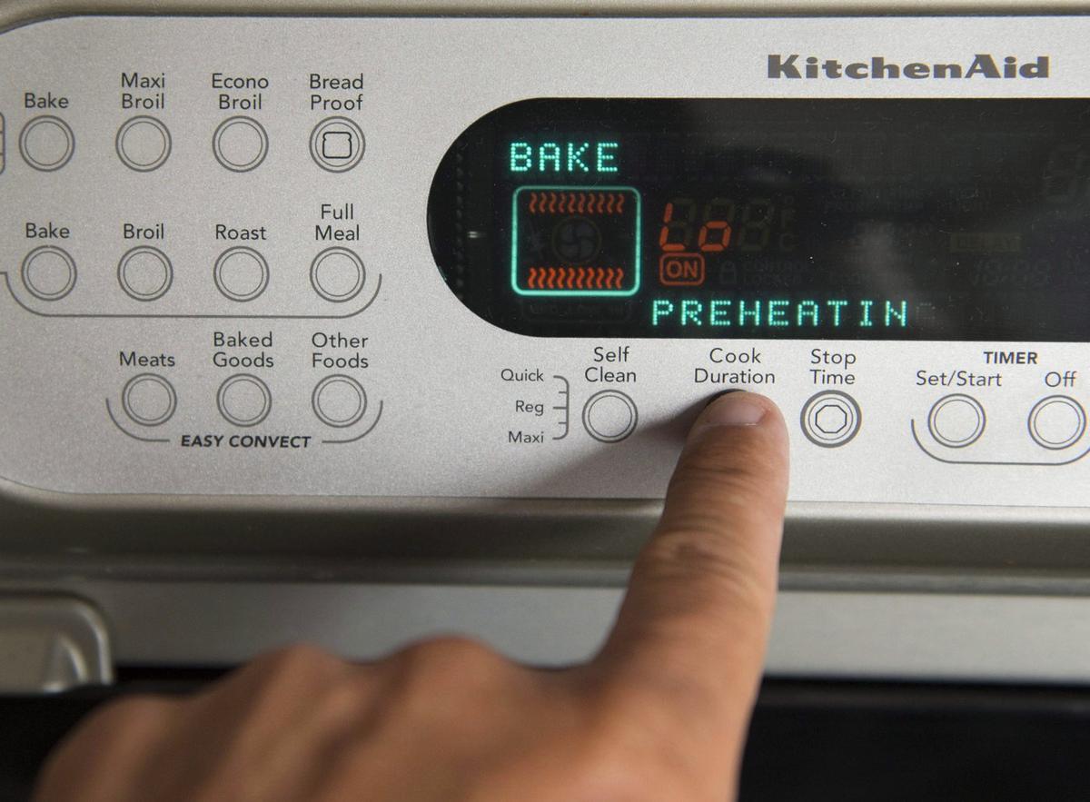 Proposed Quebec Language Rules Will Lead to Fewer Products, Higher Prices: Lawyer