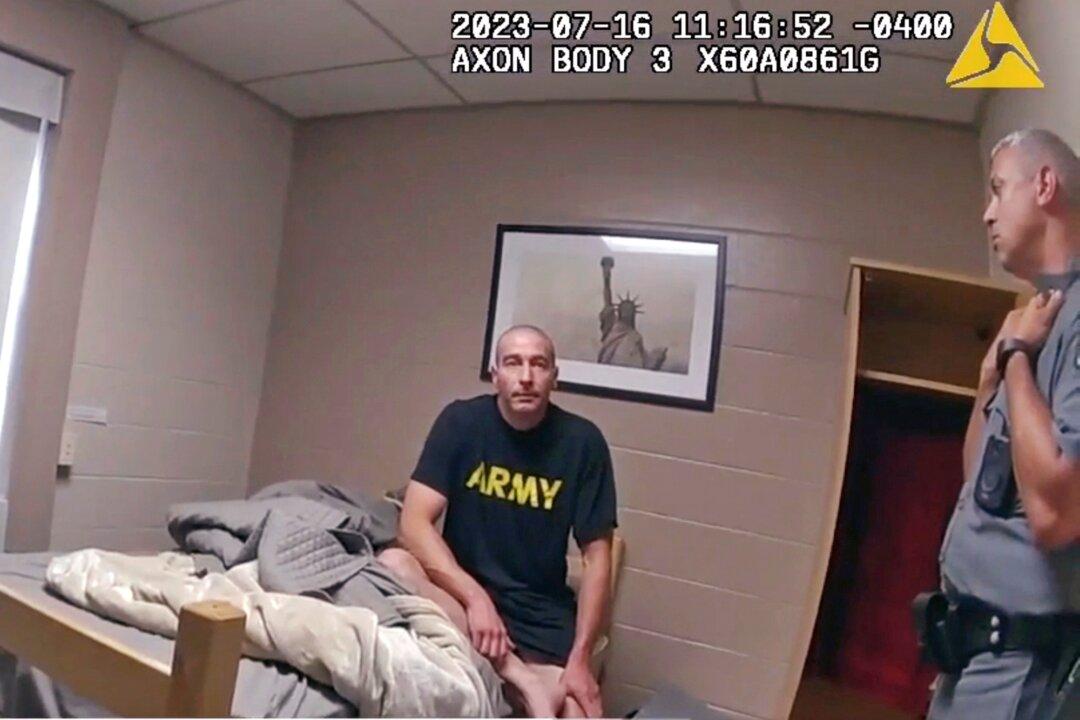 Army Personnel File Shows Maine Reservist Who Killed 18 People Received Glowing Reviews