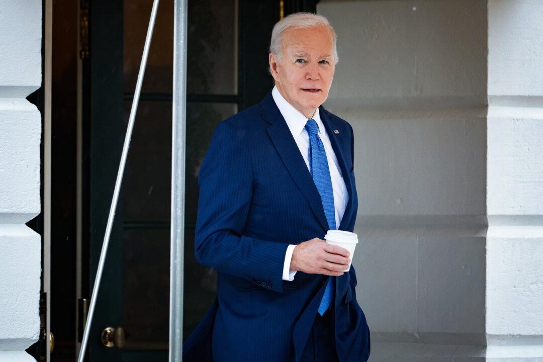 Biden Undergoes Health Exam at Walter Reed as Mental Fitness Questioned