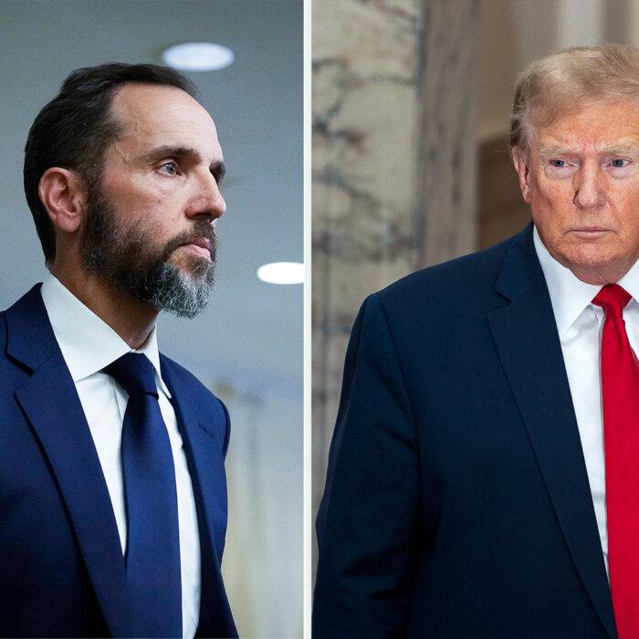 Judge Unseals Documents Showing FBI Discussed ‘Loose Surveillance’ of Trump’s Plane