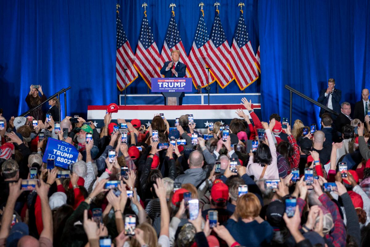 Republican presidential candidate President Donald J. Trump speaks at the Greater Richmond Convention Center in Richmond, Va., on March 2, 2024. (Madalina Vasiliu/The Epoch Times)