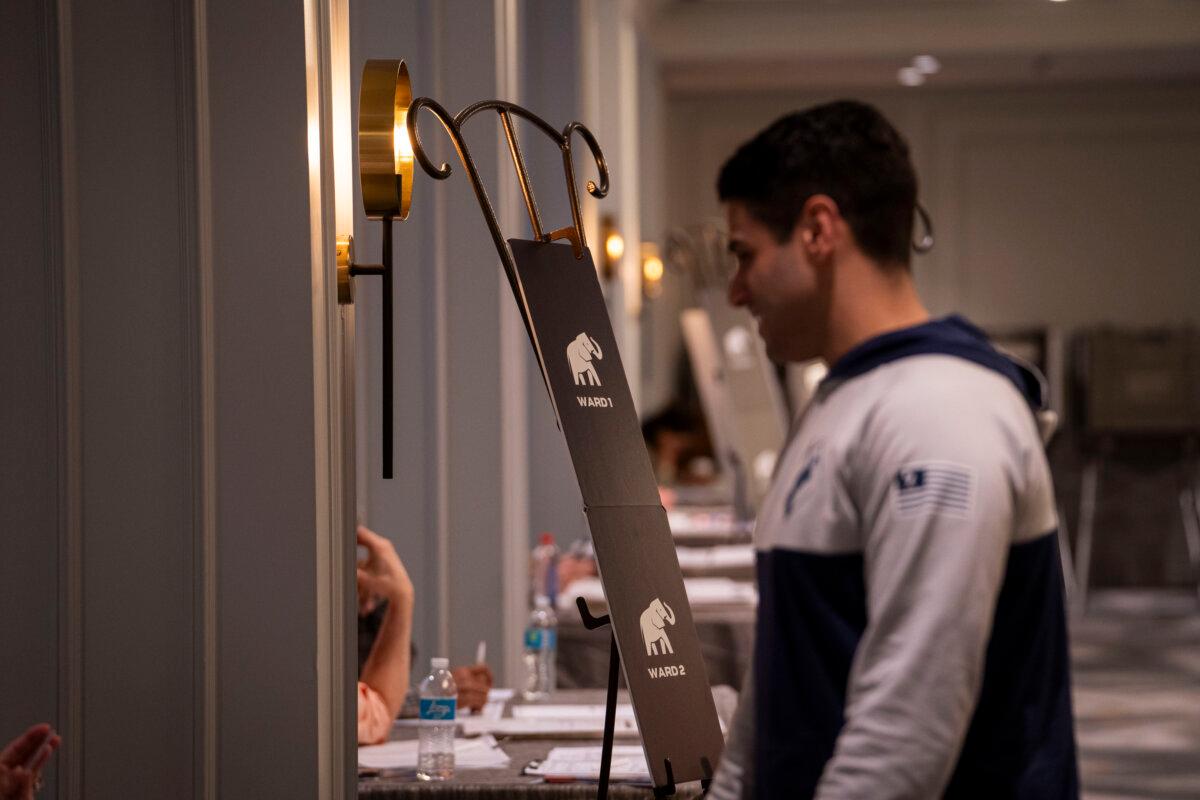A person votes during the 2024 District of Columbia Republican presidential primary at the Madison Hotel in Washington on March 3, 2024. (Madalina Vasiliu/The Epoch Times)