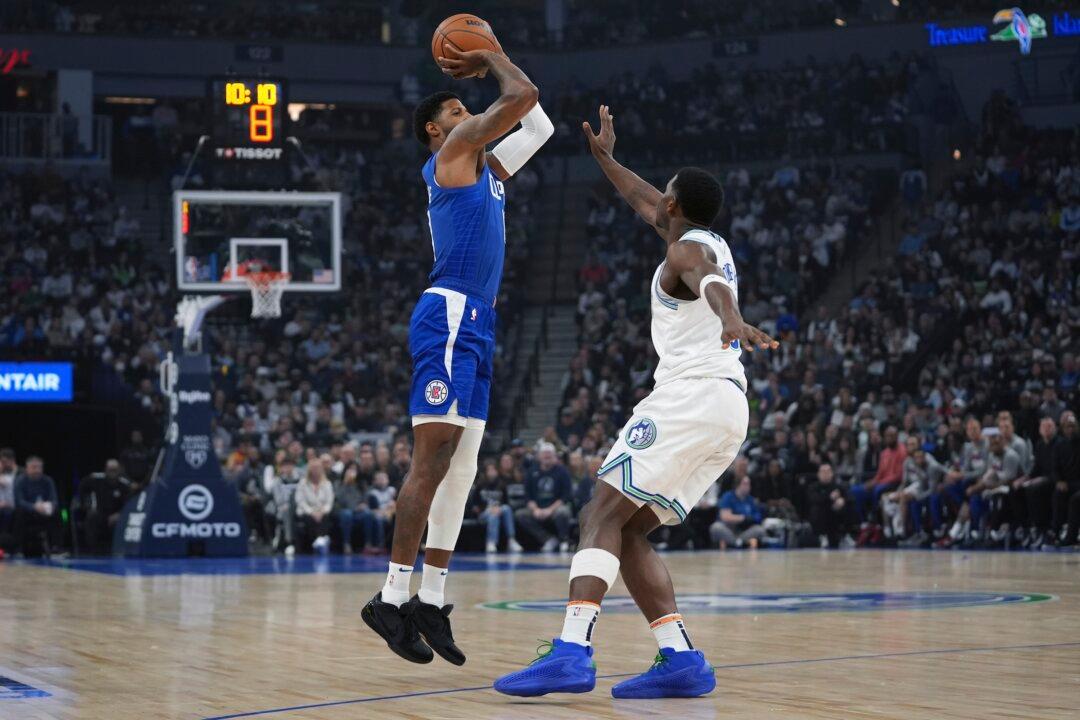 Kawhi Leonard Scores 32 Points, Clippers Edge Timberwolves 89–88 in Physical, Defensive Game