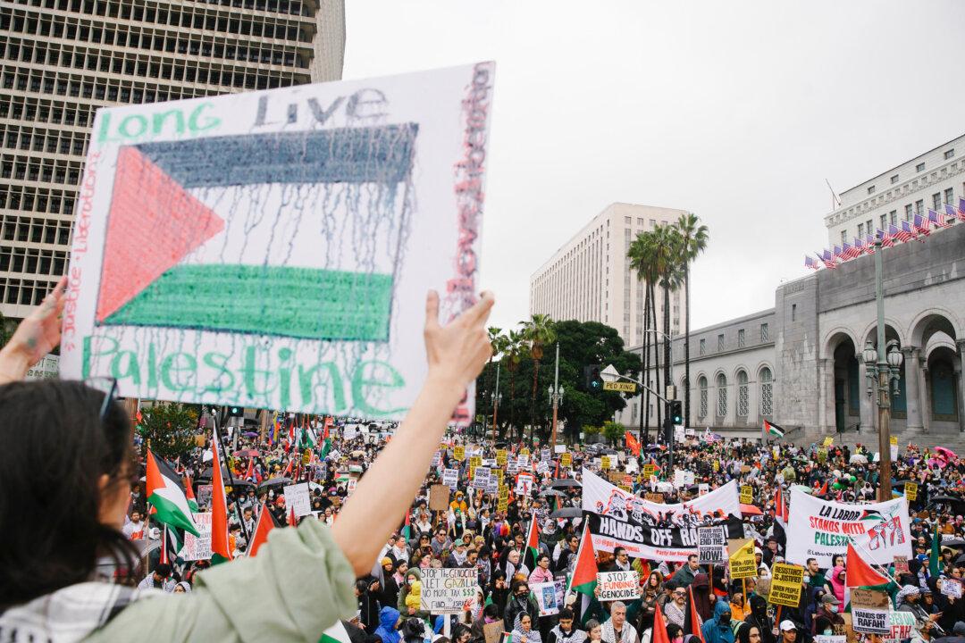 Israel–Hamas Conflict Sparks Massive Protests Across California