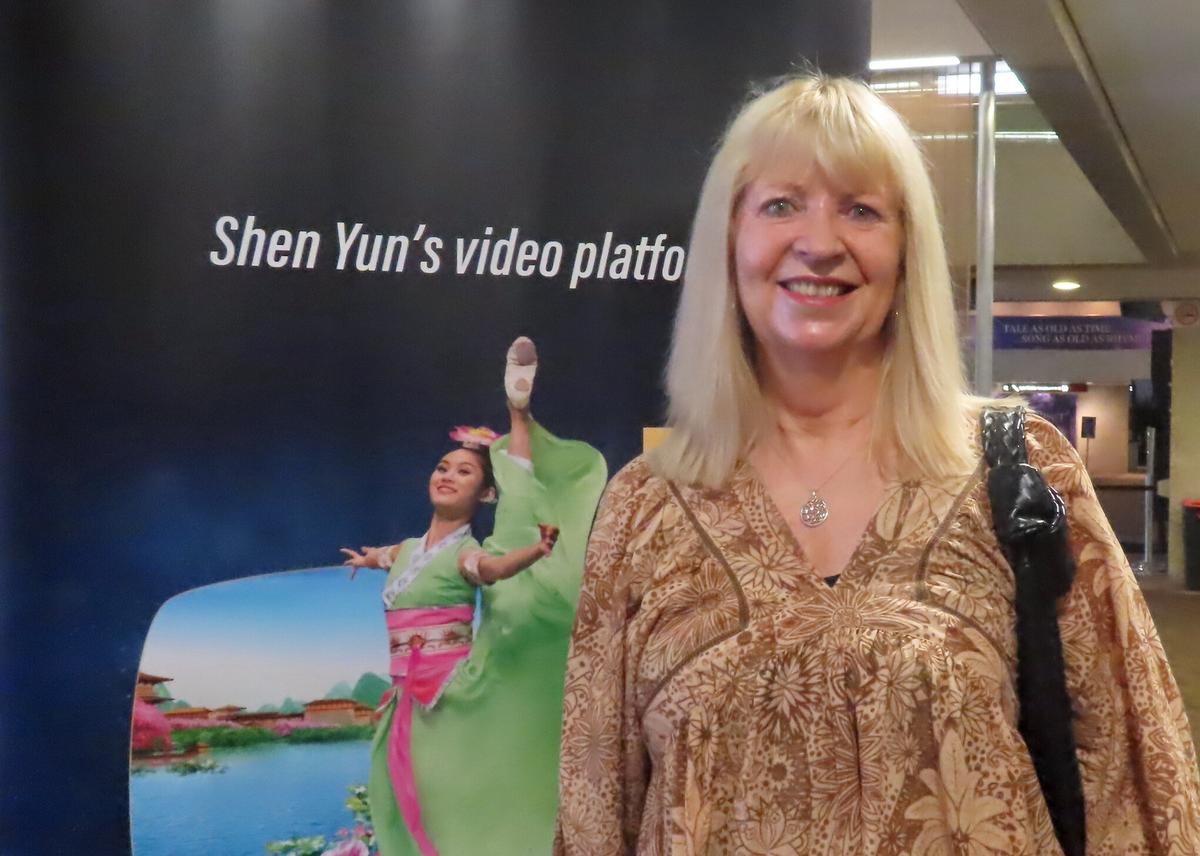 Shen Yun Is ‘The Whole Package,’ Says Retired Drama Teacher