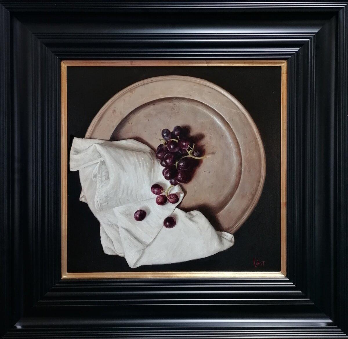 “Still Life With Grapes,” 2022, by Nard Kwast. Oil on linen; 15 3/4 inches by 15 3/4 inches. (Courtesy of Nard Kwast)