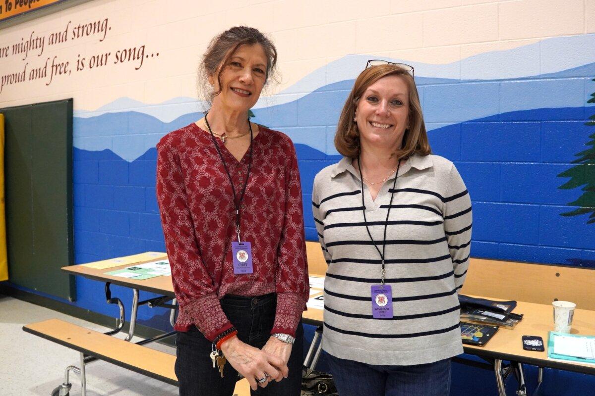 Lisa O'Neill (left), chief, and Jennifer Boner, assistant chief of Precinct 428 at Loudoun County's Mountain View Elementary School in Purcellville, Va., on March 5, 2024. (Terri Wu/The Epoch Times)