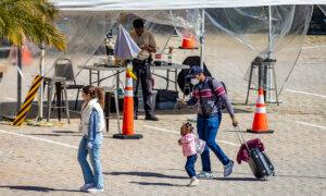 Biden Administration Approved âSecretive Flightsâ Bringing 320,000 Illegal Immigrants to US: Report