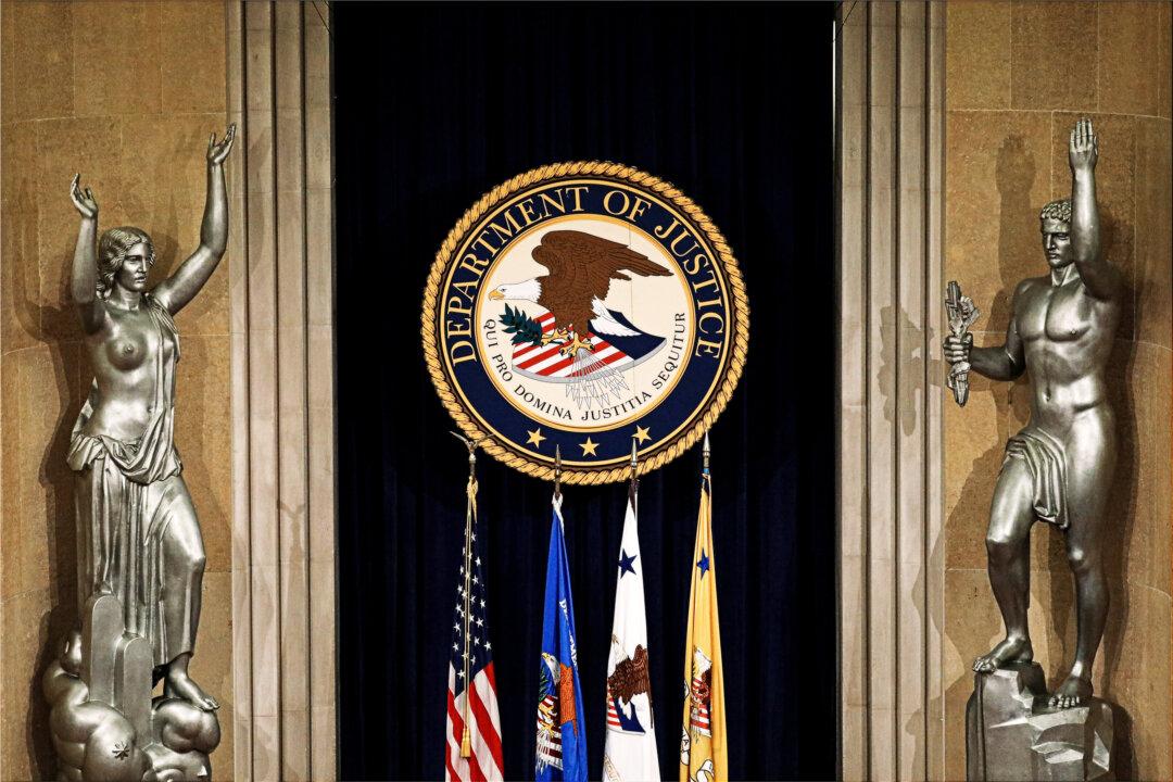 Army Intelligence Analyst Charged With Selling Secrets to Chinese Conspirator