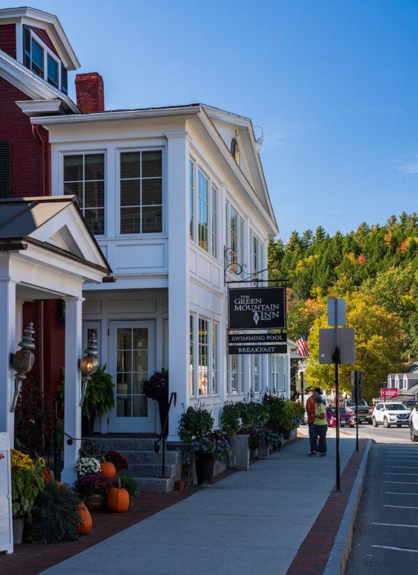 Green Mountain Inn entrance in Stowe, Vermont. (Dreamstime/TNS)